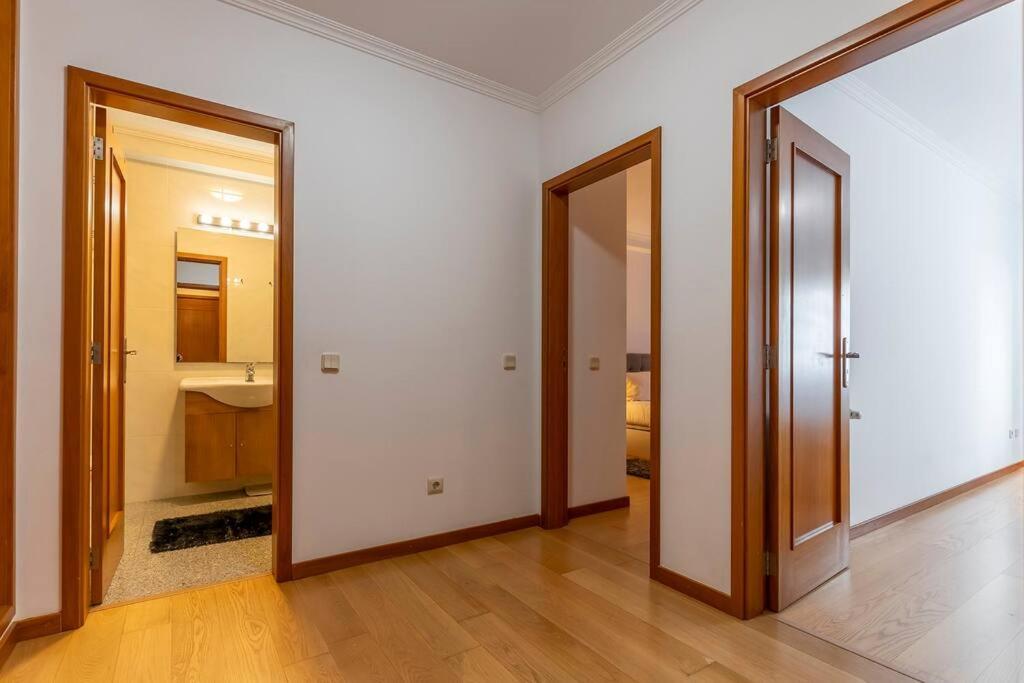 Pereira'S Apartment- Free Garage Αβέιρο Εξωτερικό φωτογραφία